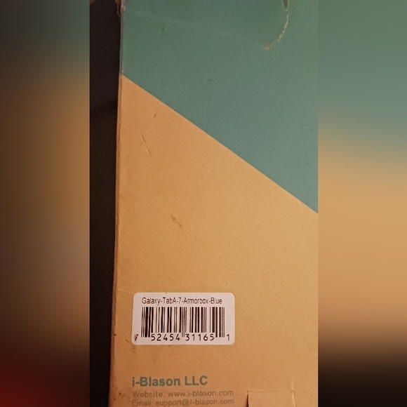 I Blason Galaxy Tab A 7 Armor Box With Stand and Built In Screen Protector - Picture 8 of 9